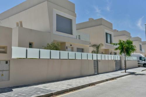 Casa Mazal, Lujosa Villa Independiente A 150m Del Mar