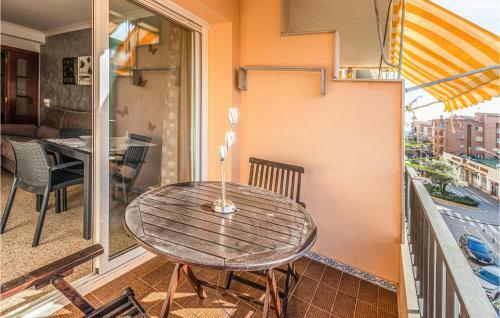 Stunning Apartment In Pineda de Mar W/ 1 Bedrooms