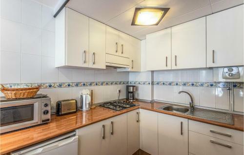 Stunning Apartment In Pineda de Mar W/ 1 Bedrooms