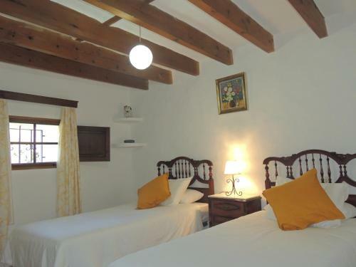 Charming Villa With Pool In Algaida