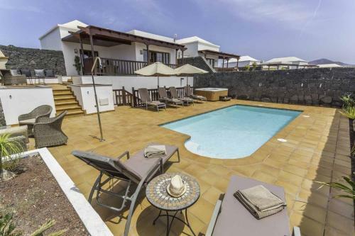 Villa Azure - Lh122 By Villas Now Ltd