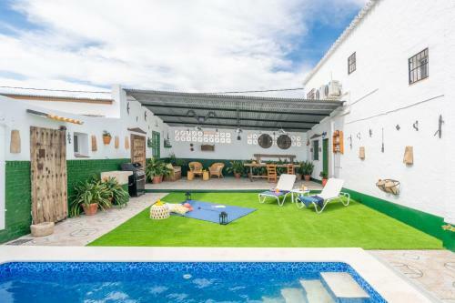 Cubo's Casa Virgen Del Yal