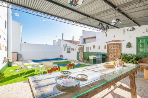 Cubo's Casa Virgen Del Yal