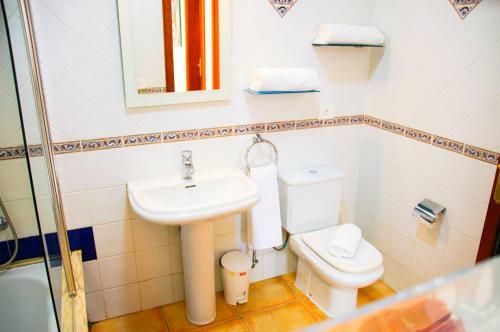 Villa Conil With Heated Pool And Air Conditioning