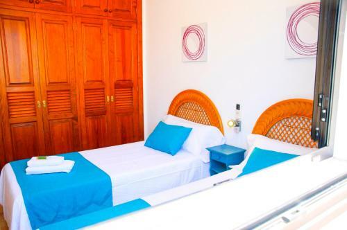 Villa Conil With Heated Pool And Air Conditioning