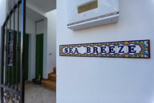 Sea Breeze Apartment