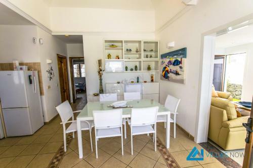 Villa Alegranza - Lh190 By Villas Now Ltd