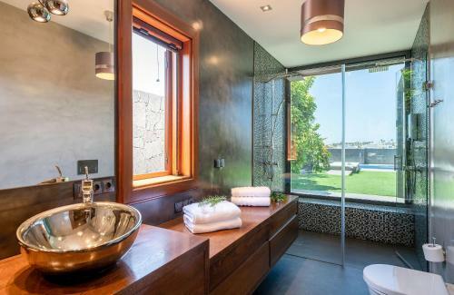 Villa Luxury And Harmony House