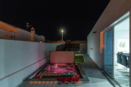 Villa Rossa - Villas Now - Lh215 By Villas Now Ltd