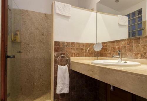Pollenca Villa Sleeps 7 With Pool Air Con And Wifi