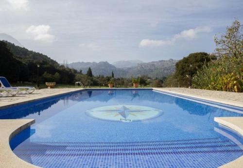 Pollenca Villa Sleeps 7 With Pool Air Con And Wifi