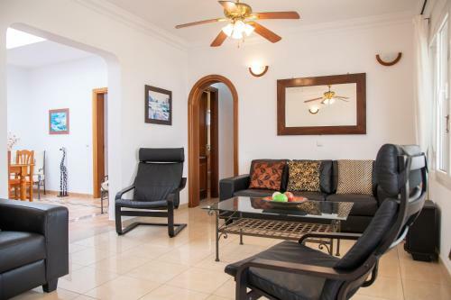 Stunning 4 Bedroom Villa In Prime Location