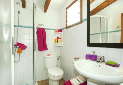 Villa In Pollenca Sleeps 6 Includes Swimming Pool Air Con And Wifi 5 5
