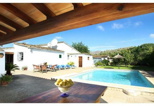 Villa In Pollenca Sleeps 4 With Pool And Wifi