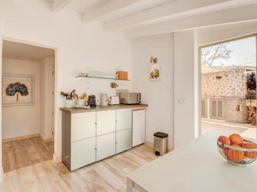 Villa In Pollenca Sleeps 10 With Pool And Air Con