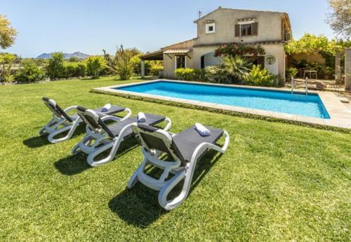 Pollenca Villa Sleeps 5 With Pool Air Con And Wifi
