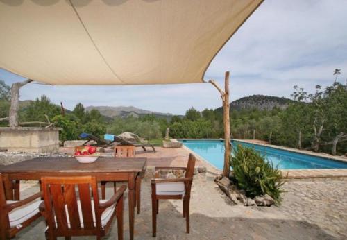Pollenca Villa Sleeps 8 With Pool And Wifi