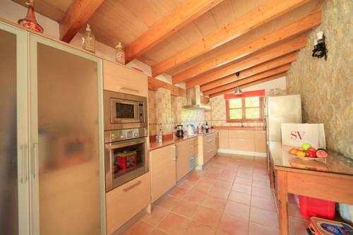 Pollenca Villa Sleeps 4 With Pool Air Con And Wifi