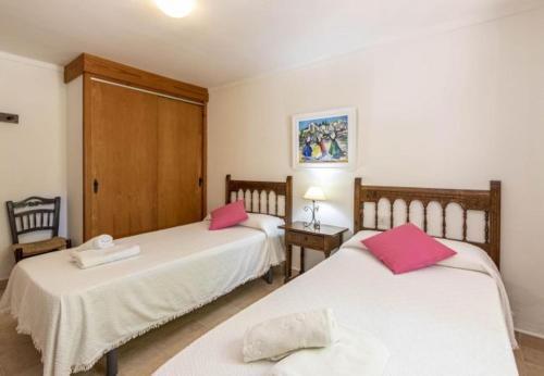 Pollenca Villa Sleeps 4 With Pool Air Con And Wifi