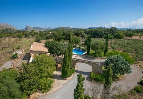 Villa In Pollenca Sleeps 8 Includes Swimming Pool Air Con And Wifi 8