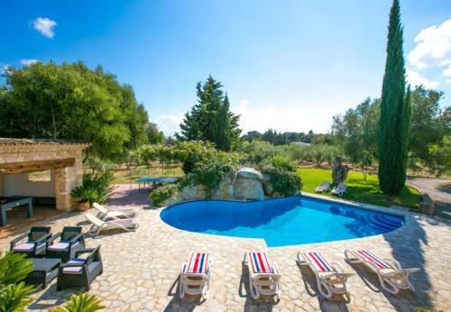 Villa In Pollenca Sleeps 8 Includes Swimming Pool Air Con And Wifi 8