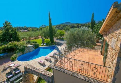 Villa In Pollenca Sleeps 8 Includes Swimming Pool Air Con And Wifi 8