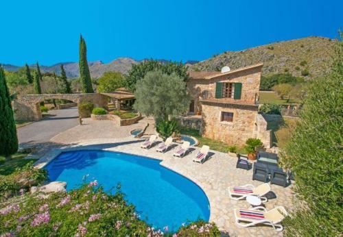 Villa In Pollenca Sleeps 8 Includes Swimming Pool Air Con And Wifi 8