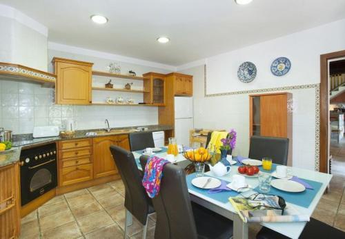 Villa In Pollenca Sleeps 8 Includes Swimming Pool Air Con And Wifi 8