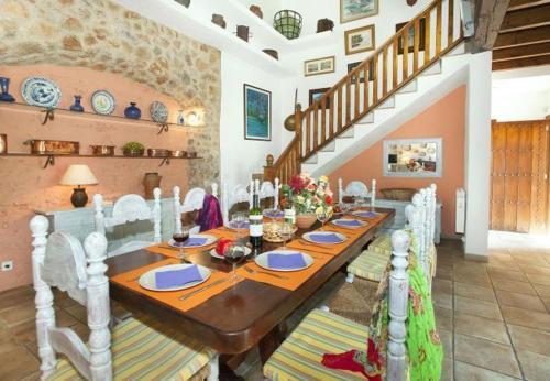 Villa In Pollenca Sleeps 8 Includes Swimming Pool Air Con And Wifi 8