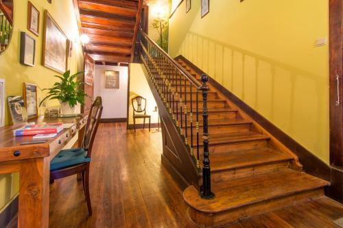 Hostal Chalet Relogio