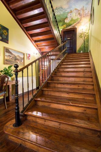 Hostal Chalet Relogio