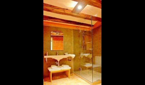 Ponts Villa Sleeps 18 With Pool
