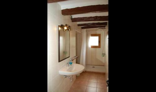 Ponts Villa Sleeps 12 With Pool