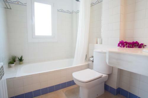Cala Egos Villa Sleeps 8 Pool Wifi