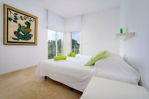 Portopetro Villa Sleeps 12 With Pool And Air Con