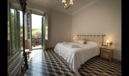 Villa In Prats de Llucanes Sleeps 22 With Pool