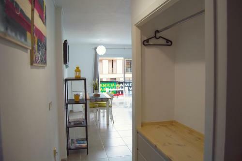 C�ntrico Apartamento Con Balc�n Cerca de La Playa