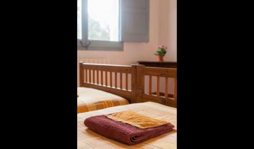 Quart D'onyar Villa Sleeps 6 With Pool