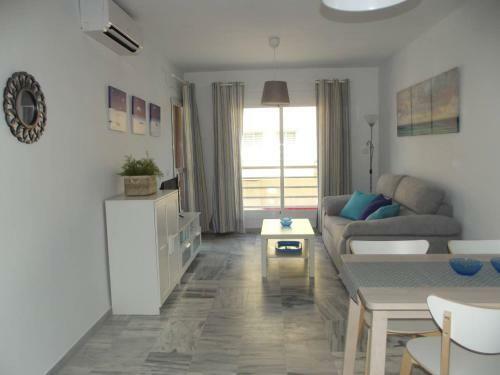 Apartamento En El Paseo Mar�timo Con Wifi Gratis
