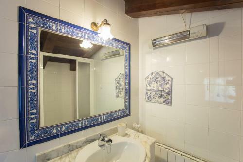 Mas L'hostal De La Creu