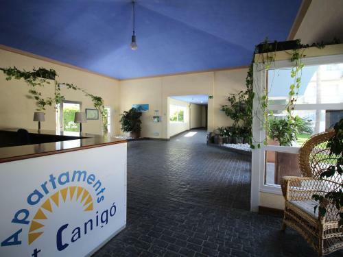 Apartment Complex With Communal Pool In Santa Margarita (Roses)