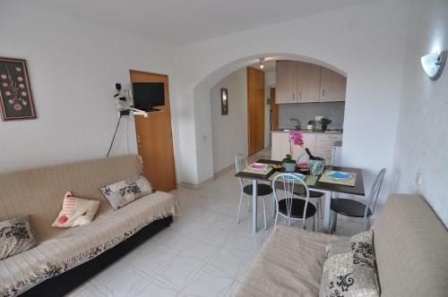 Apartamento Rnet - 600 Xaloc 28 - Isla de Roses