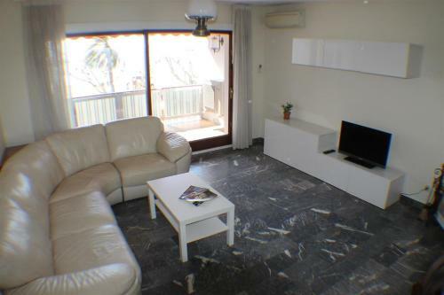 Apartamento Agi Rosamar