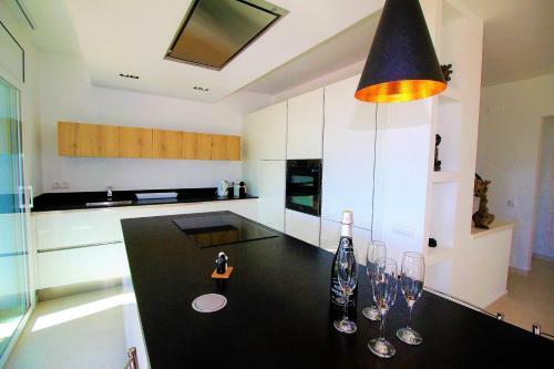 6020 Villa Martin