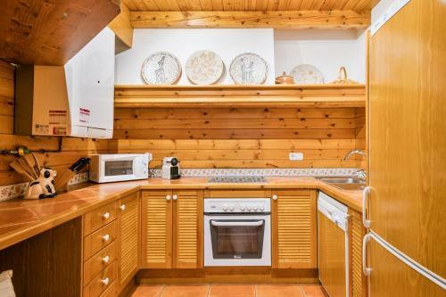 Luderna - Apartamento Con Terraza Moli�res
