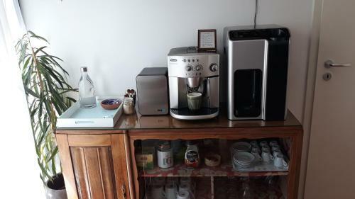 Hostal Calcada Guesthouse