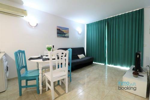 Apartamento Inmobooking Vancouver ,climatizado Y Con Piscina