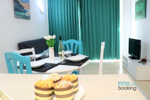 Apartamento Inmobooking Vancouver ,climatizado Y Con Piscina