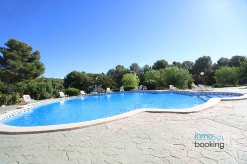 Apartamento Inmobooking Vancouver ,climatizado Y Con Piscina