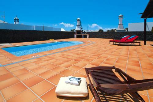 Holiday Home San Bartolom� - Ace02015-fyf